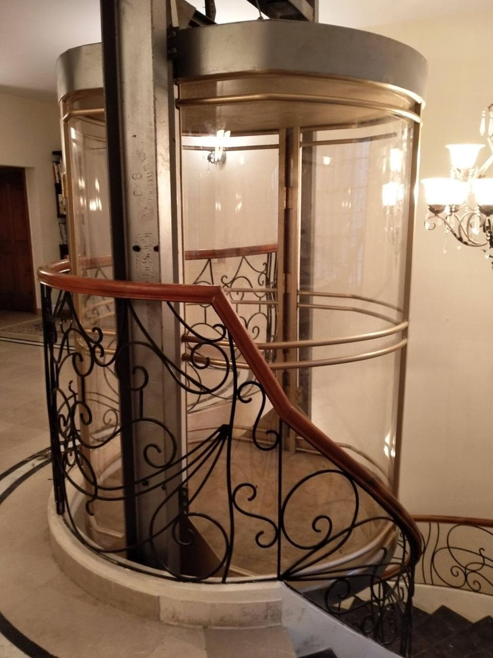 KASB Developers – Capsule Cabin Lift