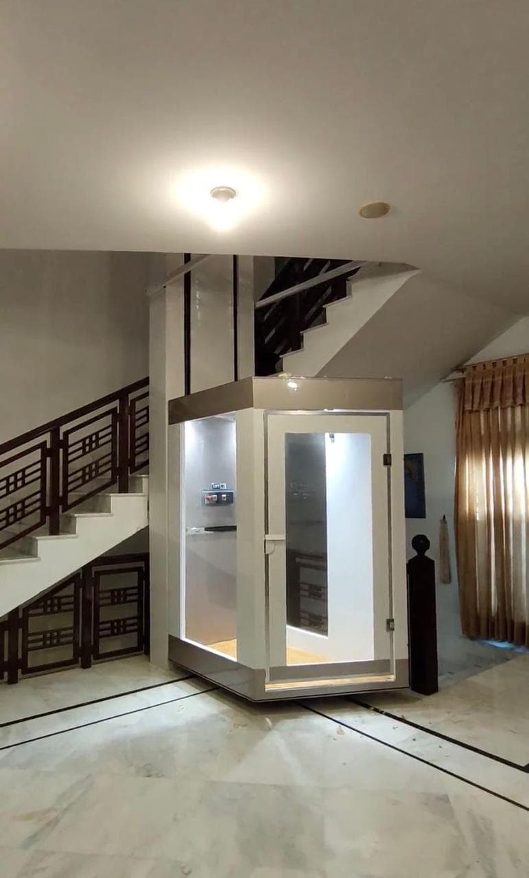 Former Hockey Captain Islahuddin – Panoramic Lift