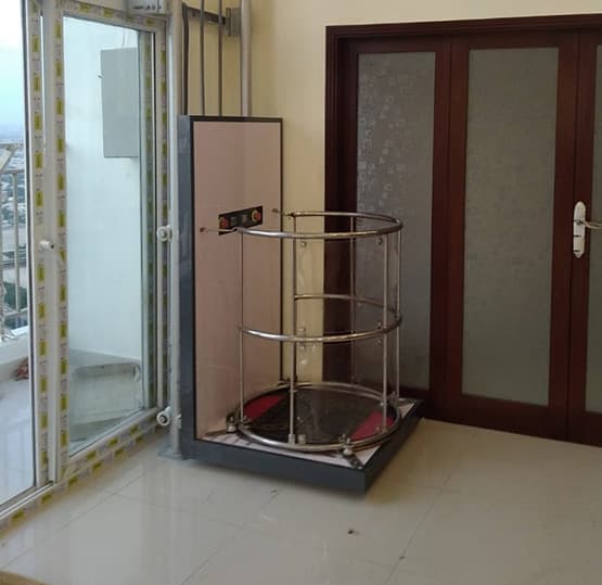 COM3 Towers Karachi – Platform Lift